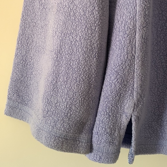 New York Laundry Sweatshirt. Medium. Slightly worn. Super comfy. - Picture 4 of 5